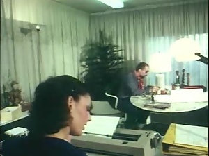 German secretary gets fucked in an office in retro clip