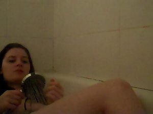 Room mate in the bath