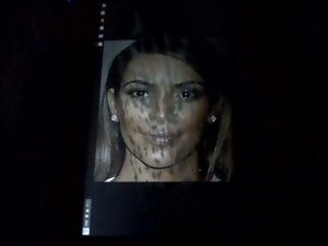 Tribute MONSTER facial Kim Kardashian