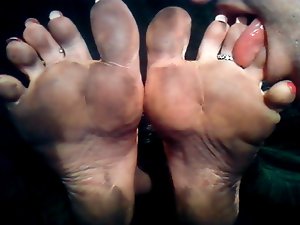 Obscene feet