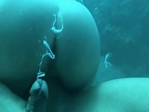 Underwater banging