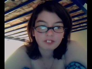 Wench Orgasm - Nerd Squirts & Soaks Sheets on Cam