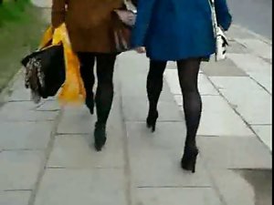 Candid #46 Two lasses with luscious legs in sweet shoes