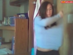 Amateur Webcam - Sassy teen Bitch In Absolutely Heat Displays Her Slit