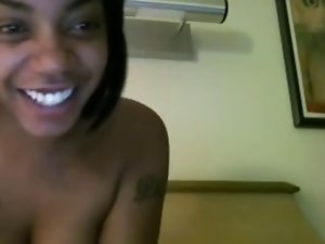 Ebony Cutie Masturbating on Cam