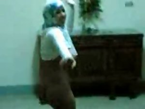 arabian hijab dancing