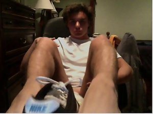 straight lads feet on webcam - soccer player, part 1