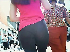 Raunchy Lass Showing Candid Bum In Tights High Street