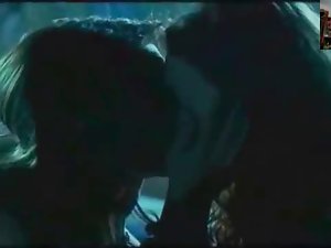 A1NYC jessica pare and piper perabo mix kiss