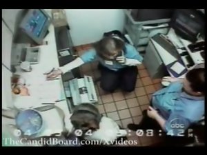 thecandidboard.com.Candid &_ Voyeur Videos - McDonalds Strip Search