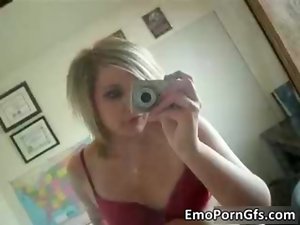 Blond emo honey posing in sensual lingerie