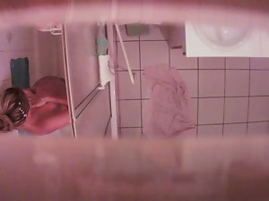 Hidden cam - Compil Seductive teen in Bathroom