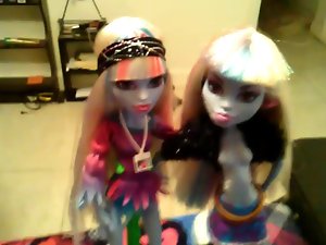 Monster High Cumshot Abbey and Abbey