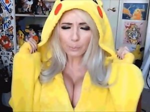 Jessica Nigri gifs compilation (normal & slow mo) (cosplayer)