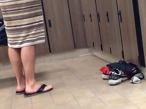 spy muscled daddy penis in locker room