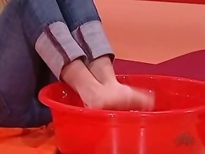 charli sensual toes