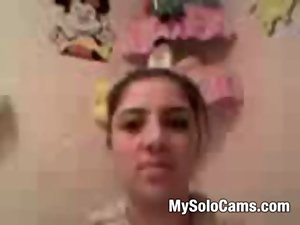 Arab hijab girlie mastrubation om webcam for her fellow friend