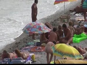 Voyeur lass nude on public beach