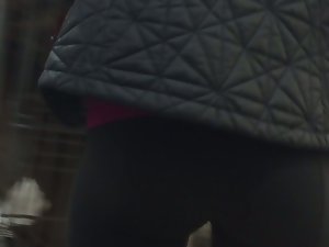GoddessHunt: Beauteous firm butt in black spandex shopping