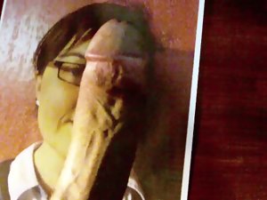 Cum tribute for a lewd mummy with glasses